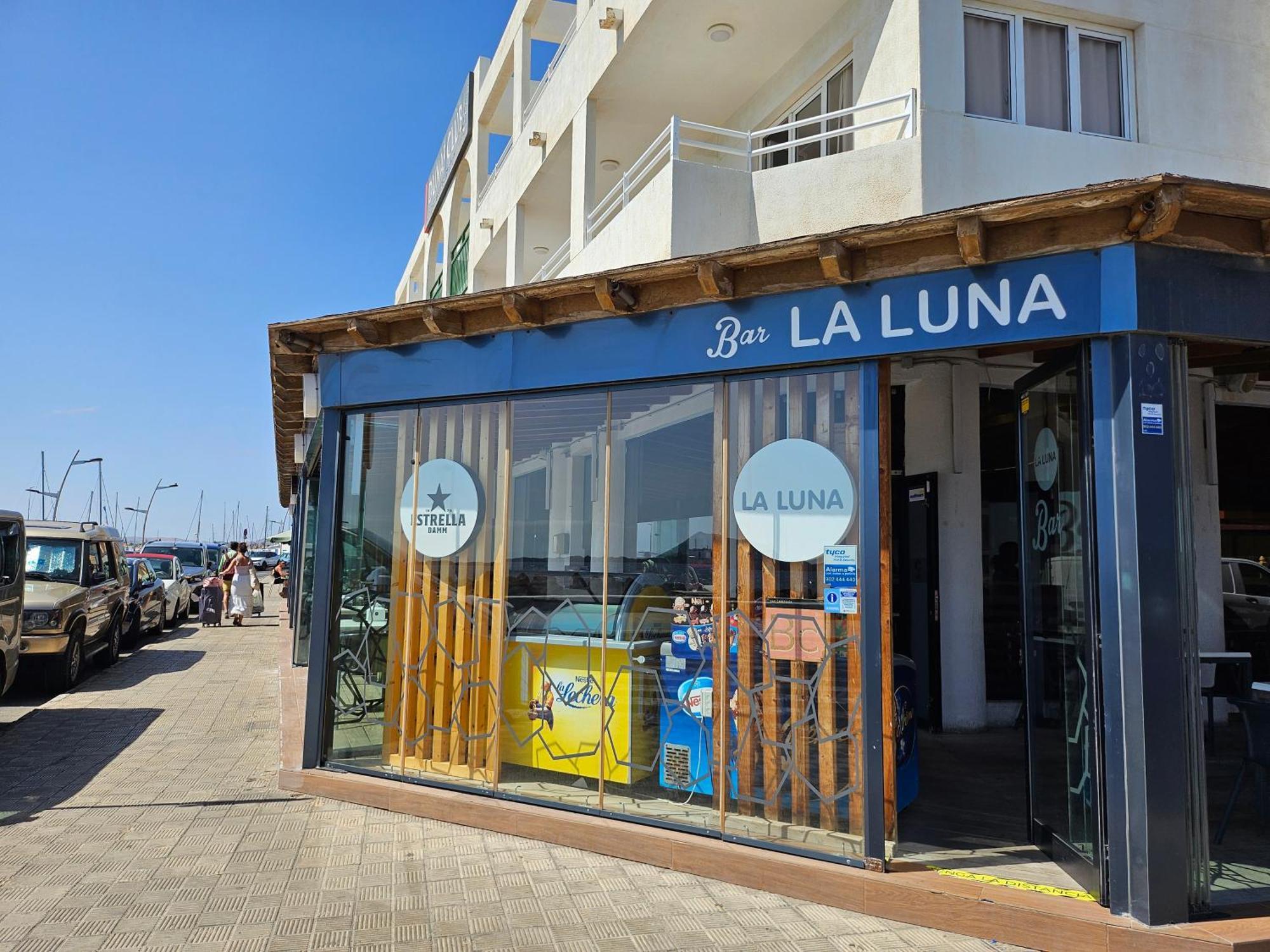 Corralejo Coliving By Amazzzing Travel Hostel Exterior photo